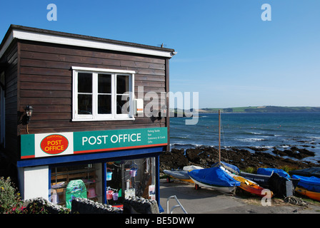 Das kleine Dorf Postamt am Portscatho in Cornwall, Großbritannien Stockfoto