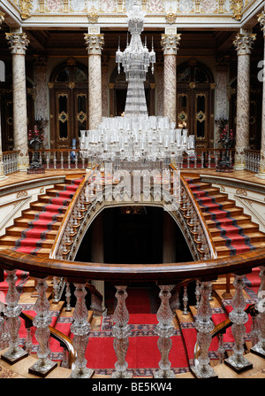 Kristall-Treppe, Glastreppe, Dolmabahce Palast des Sultans-Palast aus dem 19. Jh, Besiktas, Istanbul, Türkei Stockfoto