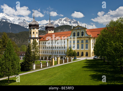 Stift Stams Kloster, Zisterzienser-Abtei, Mieminger Gebirge, Inntal-Tal, Tirol, Austria, Europe Stockfoto