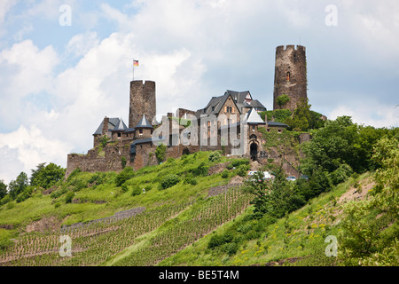 Blick auf die Burg Thurant Burg in der Nähe der Mosel Stadt Alken, Alken, Rhein-Hunsrueck-Kreis, Rheinland-Pfalz, Keim Stockfoto