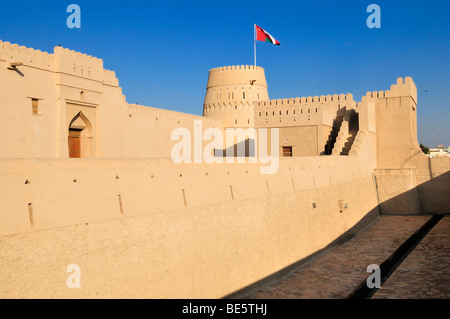 Historischen Adobe Festung Al Khandaq Fort oder Burg, Buraimi, Al Dhahirah Region, Sultanat Oman, Saudi-Arabien, Mittlerer Osten Stockfoto