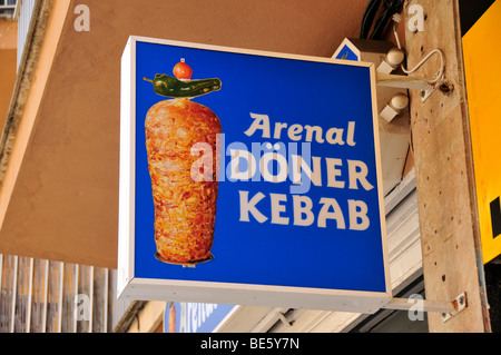 Melden Sie "Arenal Döner Kebab" in einem Döner-laden am Playa de Palma, El Arenal, Mallorca, Balearen, Spanien, Europa Stockfoto