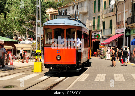 Historische Straßenbahn aus dem Jahr 1912 in Port de Soller, Mallorca, Balearen, Spanien, Europa Stockfoto