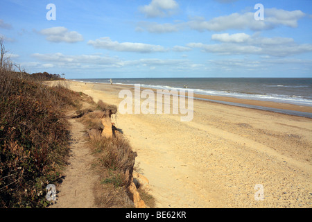 Der schwindende Küste zwischen Covehithe und Benacre in der Nähe von Southwold, Suffolk, England, UK. Stockfoto