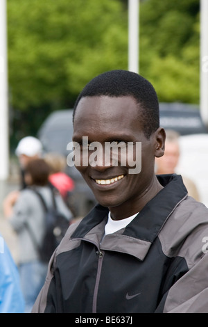 Paul Tergat, kenianischer Langstreckenläufer und ehemaligen Halter des Weltrekords in der 10 000-Meter-Lauf, Halbmarathon und Stockfoto