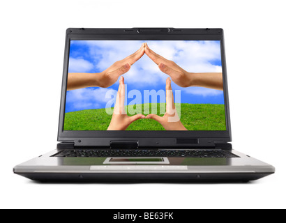 Conceptual Home-Symbol auf einem Laptopcomputer anzuzeigen Real Estate Umweltkonzept Technologie Stockfoto