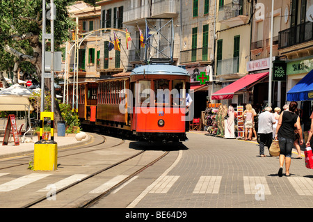 Historische Straßenbahn aus dem Jahr 1912 in Port de Soller, Mallorca, Balearen, Spanien, Europa Stockfoto