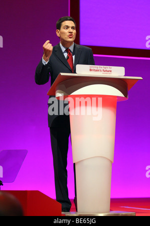 DAVID MILIBAND MP Außenminister 22. September 2008 MANCHESTER Stadtzentrum von MANCHESTER ENGLAND Stockfoto