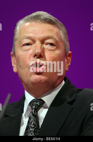 ALAN JOHNSON MP SECRETARY OF STATE FOR HEALTH 24. September 2008 MANCHESTER Stadtzentrum von MANCHESTER ENGLAND Stockfoto