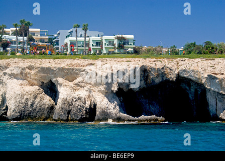 Grotten und Klippen in der Nähe von Ayia Napa Zypern Stockfoto