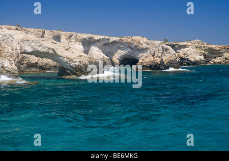 Grotten und Klippen in der Nähe von Ayia Napa Zypern Stockfoto