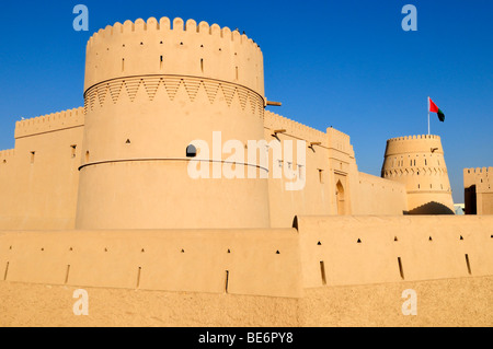 Historischen Adobe Festung Al Khandaq Fort oder Burg, Buraimi, Al Dhahirah Region, Sultanat Oman, Saudi-Arabien, Mittlerer Osten Stockfoto