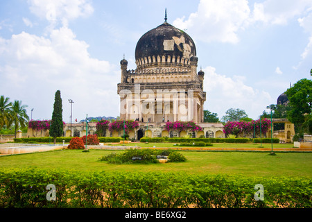 Sultan Mohammed Quli Qutb Grab an den Qutb Shah Gräbern in Golconda in Hyderabad Indien Stockfoto