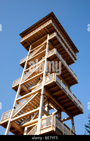 Aussichtsturm Alpenblick nahe Ulrichsberg im Bereich Mühlviertel in Oberösterreich, Österreich, Europa Stockfoto