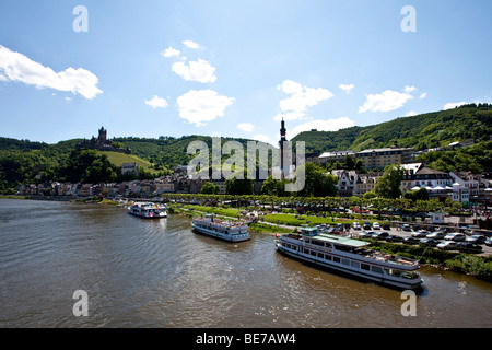 Blick auf Cochem, die Reichsburg Cochem an der Rückseite, Landkreis Cochem-Zell, Mosel, Rheinland-Pfalz, Deutschland, Europa Stockfoto