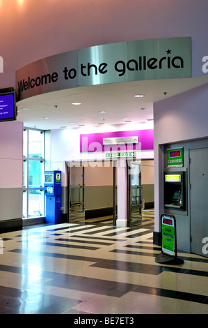 Hatfield Galleria Einkaufszentrum Eingang mit Willkommensschild. Stockfoto