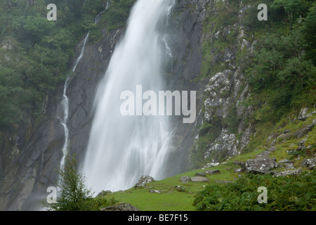 Aber fällt in Snowdonia National Park, Wales, Großbritannien Stockfoto