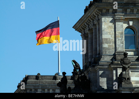 Berlin, Reichstagsgebäude. EU/DE/DEU/GER/Deutschland / Hauptstadt Berlin. Das Reichstagsgebäude. Das Parlament des Deutschen Bundestages Stockfoto