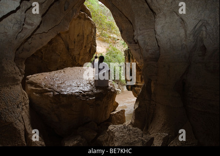 Anbeter in Sof Omar Höhle, Äthiopien Stockfoto