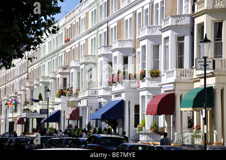 Hotels in Terrassenanlagen, Penywerd Road, Earl's Court, London Borough of Kensington und Chelsea, Greater London, England, Großbritannien Stockfoto