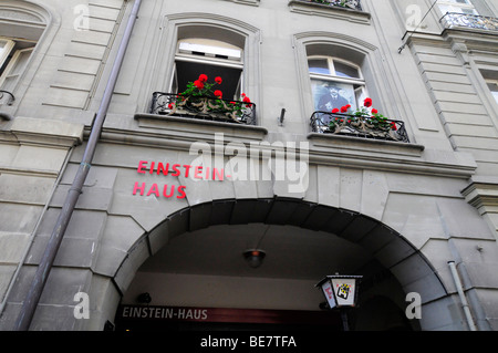 Innenraum des Einstein-Hauses in Bern, Schweiz, wo der berühmte Wissenschaftler seiner berühmten Relativitätstheorie entdeckt. Stockfoto