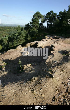 Gegend von Alderley, England. Blick von Stormy Punkt auf der Suche über die Cheshire Ebene in Richtung der Peak District National Park. Stockfoto