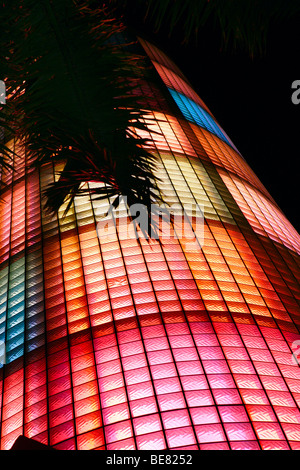 Der beleuchtete China Club Neon Block Tower bei Nacht, South Beach, Miami Beach, Florida, USA Stockfoto