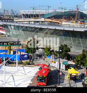 2012 Olympischen Spiele in London Bauvorhaben zentriert um Stratford bus und Bahnhof Stockfoto