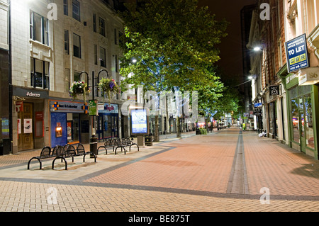 neue Straße, die Straße am frühen Morgen in Birmingham einkaufen Stockfoto