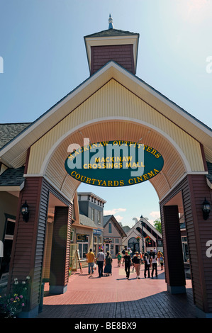 Läden und Geschäfte in Mackinaw Kreuzungen Shopping Center Mackinaw City Michigan Stockfoto