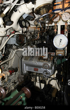 Der Maschinenraum Steuerelemente innerhalb HMS Bündnis an die Royal Navy u-Boot Museum Gosport Stockfoto