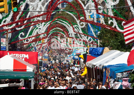 Fest des San Gennaro Festival in kleinen April in New York City Stockfoto