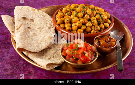 INDISCHE KICHERERBSEN CURRY CHANNA MASALA Stockfoto