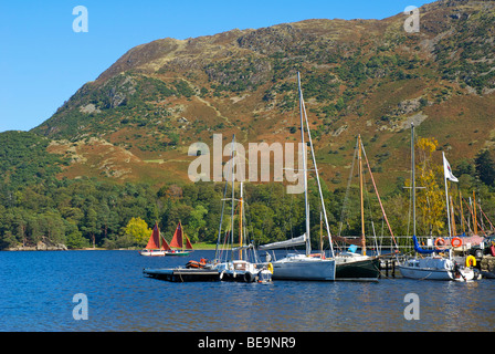 Boote bei Glenridding Sailing Club, Ullswater, Nationalpark Lake District, Cumbria, England UK Stockfoto