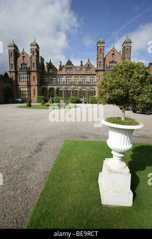 Am Siddington gelegen, Capesthorne Hall ist ein stattliches Haus jakobinischen Stil des 18. Jahrhunderts und ist ein Klasse II * denkmalgeschütztes Gebäude. Stockfoto