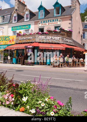 Ein kleines Galette Restaurant in Binic, Bretagne, Frankreich Stockfoto