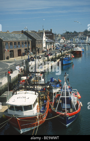 Boote im Hafen von Weymouth, Dorset Stockfoto