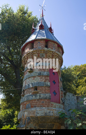 Dh Seigneurie Gärten LA SEIGNEURIE SARK ISLAND Garden Taubenschlag taube Kinderbett Stockfoto