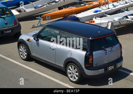 Dh BWM UK BMW Mini Clubman Auto Stockfoto