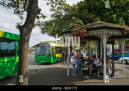 dh ST PETER PORT GUERNSEY Insel Coachway Ltd Ortsbus terminal St Peter Port Guernsey Stockfoto