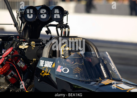 Tony Schumacher in seinem Cockpit bei der NHRA nationale Zeitfahren 2008 Stockfoto