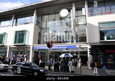 U-Bahnstation Fulham Broadway, Fulham, London Borough of Hammersmith und Fulham, Greater London, England, Vereinigtes Königreich Stockfoto