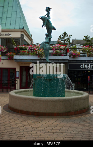 Brunnen im Brighton Square Shopping Centre Stockfoto