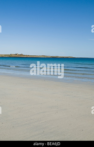 dh NORTH RONALDSAY ORKNEY Sandy North Ronaldsay Strand entfernten Ufer Orkney Stockfoto