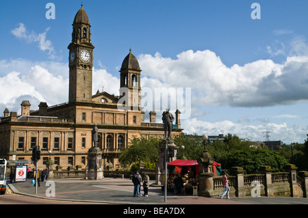 dh PAISLEY RENFREWSHIRE Scottish Paisley Town Hall scotland Centre Stockfoto