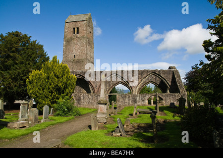 dh MUTHILL PERTHSHIRE Scottish Old Church Glockenturm und Friedhof Ruinen kirk Kirchen Schottland Stockfoto