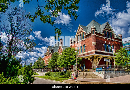 Thunder Bay, Ontario Kanada Uferpromenade Hafen und die Histroical CN Bahnhof Prince Arthur Landing Park und Lake Superior Stockfoto