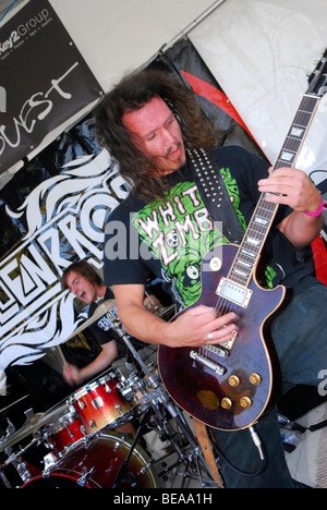 Heavy-Metal-Band Vallenbrosa auf der Bühne während der Butserfest 2009, Queen Elizabeth Country Park, in der Nähe von Petersfield, Hampshire, UK. Stockfoto