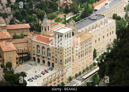 Blick auf Kloster Montserrat, vom oberen Rand der Funicular de Sant Joan. Stockfoto
