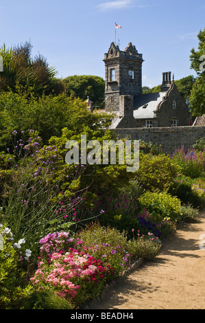 Dh Seigneurie Gärten LA SEIGNEURIE SARK INSEL Garten Blumen Blumenbeete La Seigneurie Haus Kanal Inseln Stockfoto